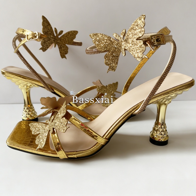 화려한 스팽글 나비꽃 모던 샌들 여성 유니크 특이한 굽 - Wide Fit Heels 리뷰 및 가격